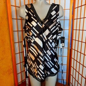 🆕 Essentials by Milano, embellished top, XL, NEW with tags